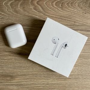 Apple AirPods